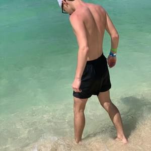 Meet your Posher, Andrew